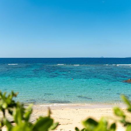 Hotel Miyuki Beach Onna Buitenkant foto